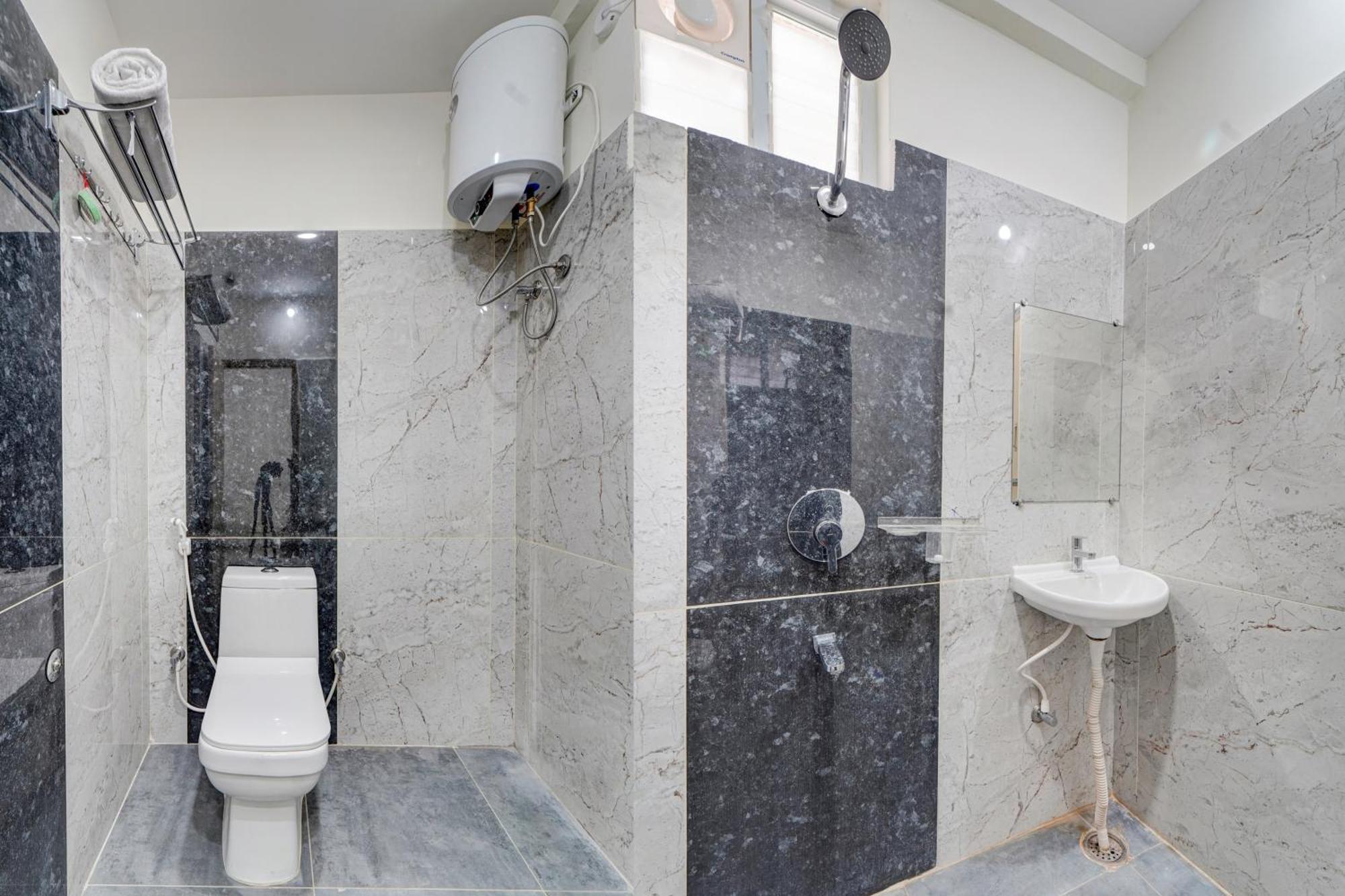 Collection O Sree Balaji Hospitality Services Tirupati Exterior photo